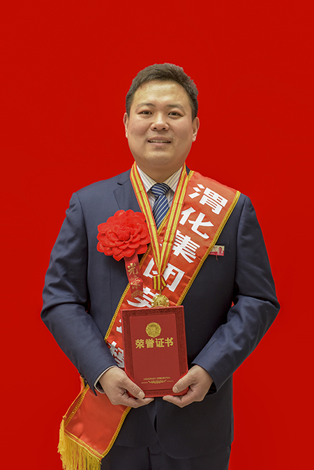 朱力召.jpg