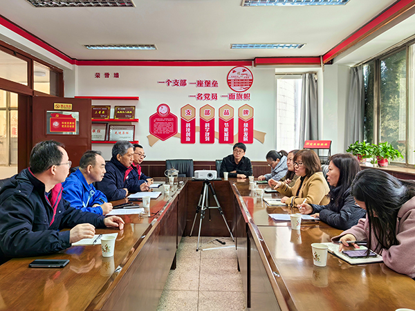 渭南市科技局、統(tǒng)計局到公司交流座談，2.24(副圖）.jpg