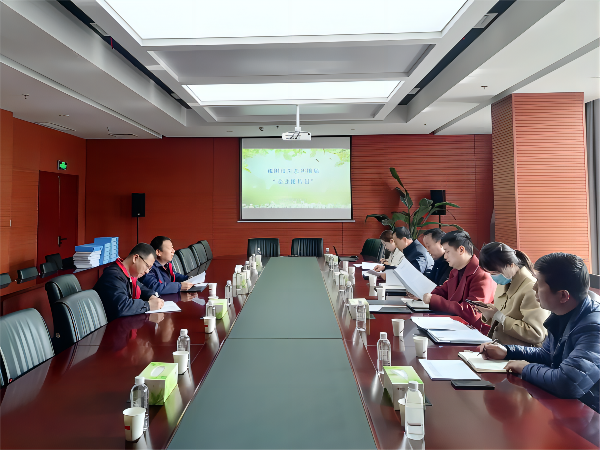 3月1日，咸陽市生態(tài)環(huán)境局人員在彬州公司行政會議室開展“企業(yè)接待日”活動(1).png