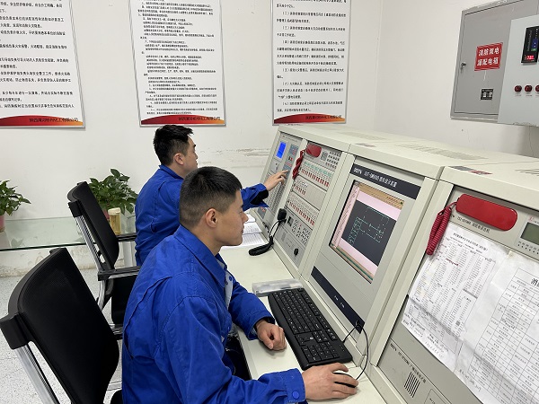 5月26日，彬州公司消防綜合樓火災(zāi)報警系統(tǒng)測試查看.jpg
