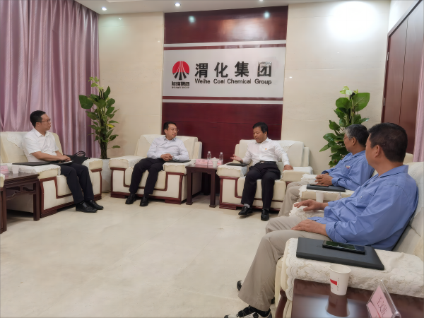 9月19下午公司外專樓一樓會議室，渭南聯(lián)通公司與公司領(lǐng)導(dǎo)座談。 (1)(1)(1).png