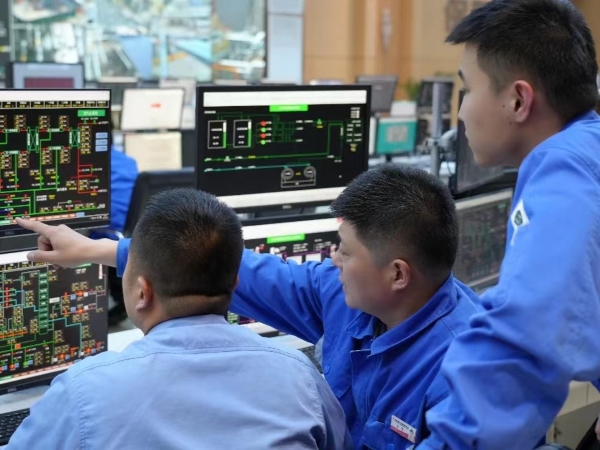 節(jié)日沒(méi)什么特殊的，全力以赴做好開車初期自己的本職工作就行.jpg