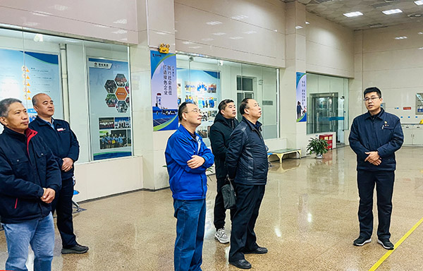 2024年3月6日，中國(guó)氮肥工業(yè)協(xié)會(huì)總工程師曹占高一行來(lái)公司座談交流3.jpg