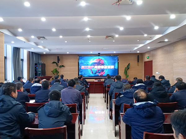 彬州公司組織開展安全生產(chǎn)“開工第一課”.jpg
