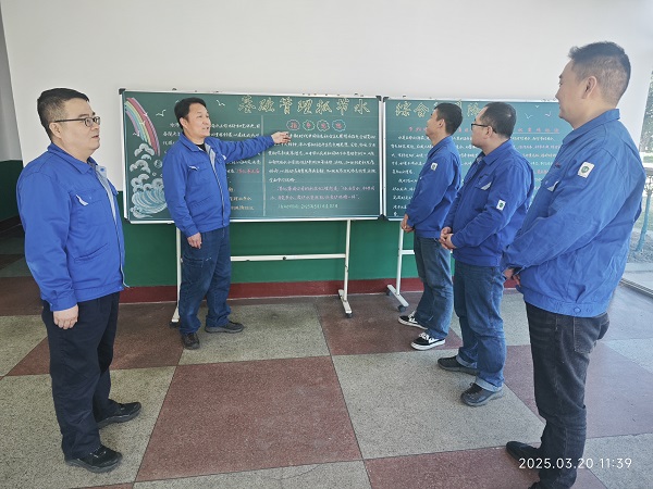 馬順邦進(jìn)行節(jié)水動(dòng)員.jpg